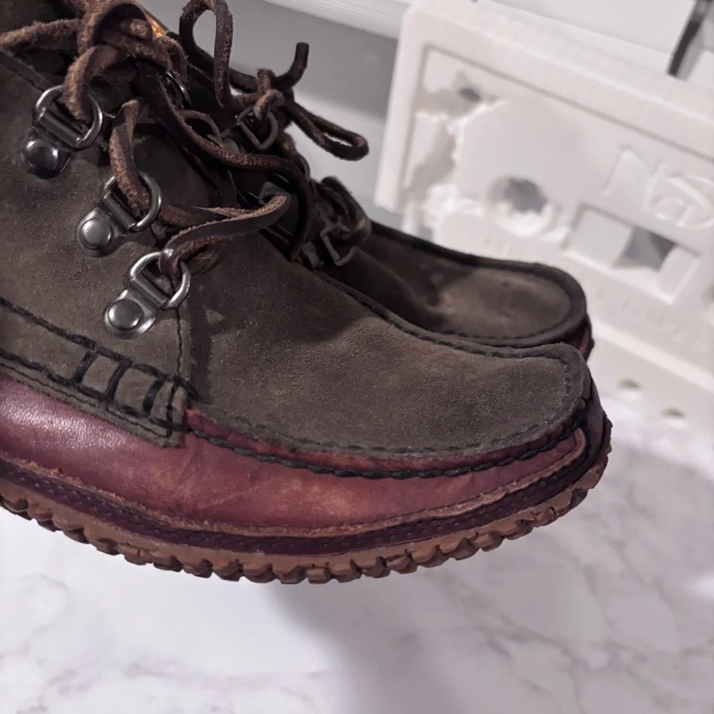 L.L. Bean Men’s Leather Moc Chukka Boots Brown Green Lace-Up Rugged Outdoor
